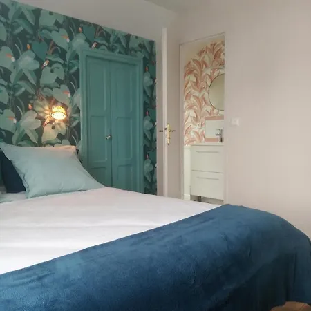 L'echappee Belle Konukevi